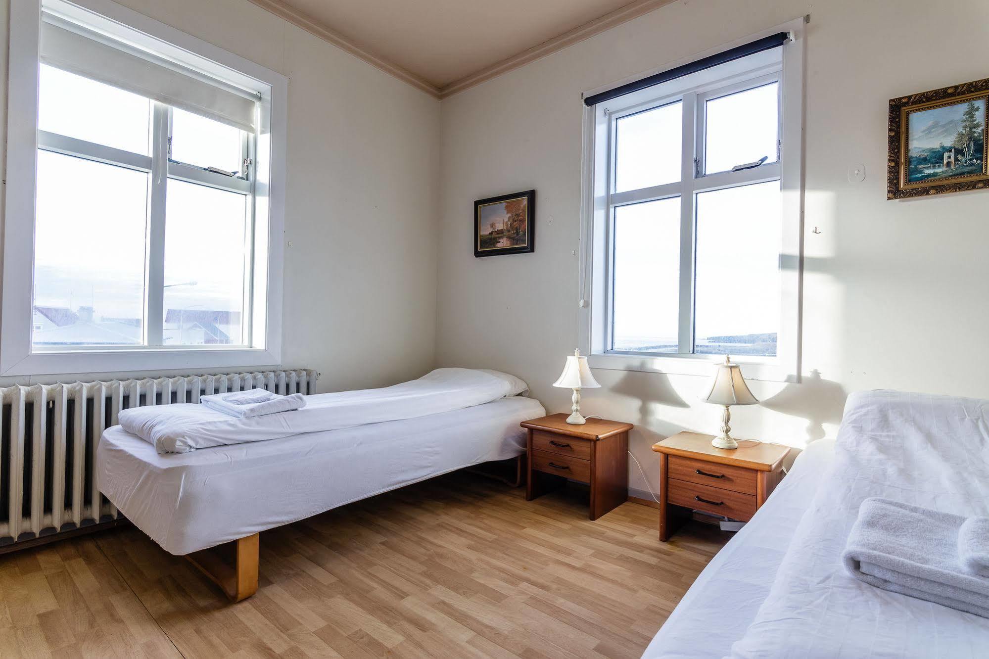 Riverside Hostel Blonduos Zewnętrze zdjęcie